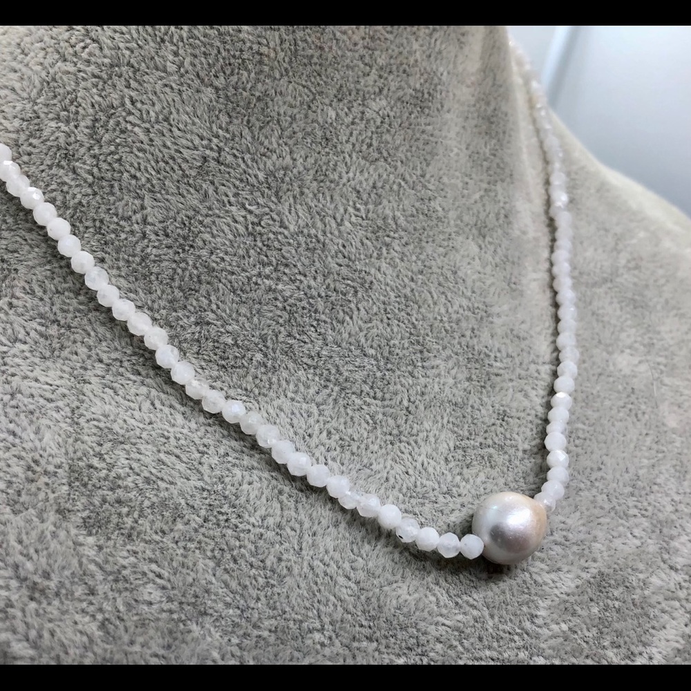 Silver Moonstone & Freshwater Pearl 925 Necklace - Picture 2 of 4
